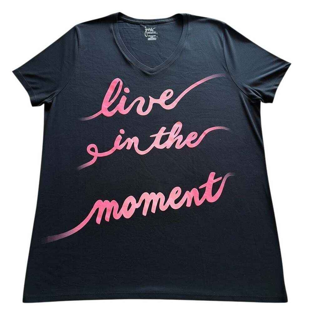 Hanes Just My Size Women's Graphic T-Shirt, Live in the Moment (Plus )
